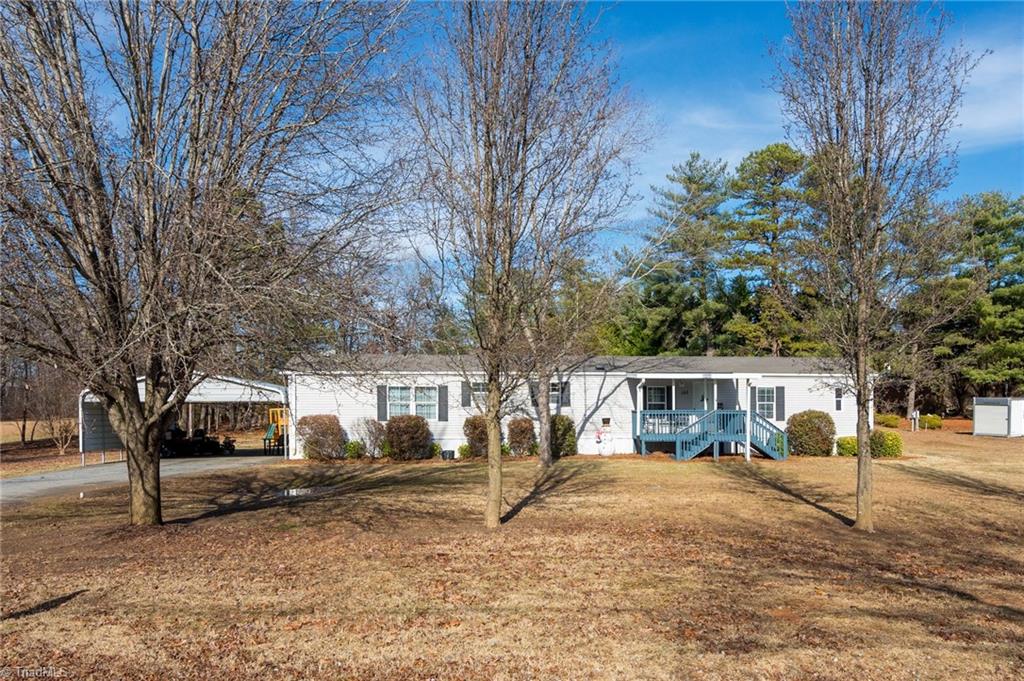 182 Jenkins Road Lexington, NC 27295 - Photo 1 of 44 Front Exterior