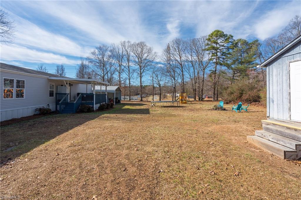 182 Jenkins Road Lexington, NC 27295 - Photo 31 of 44 Back Exterior