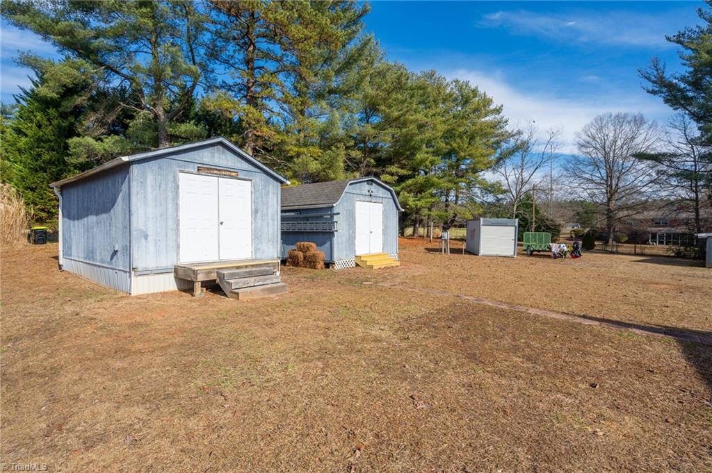 182 Jenkins Road Lexington, NC 27295 - Photo 35 of 44 Storage Buildings