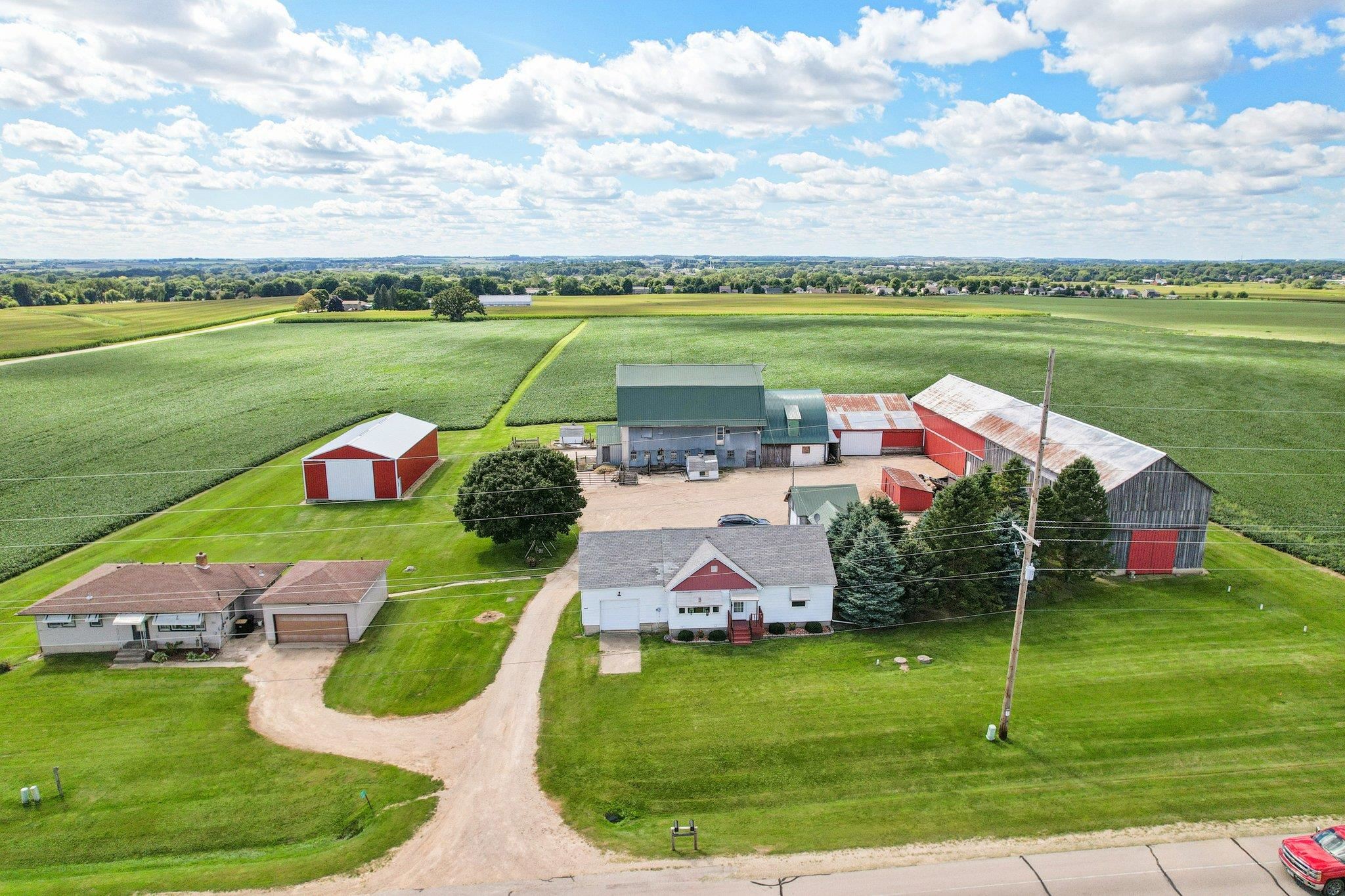 6897 North Towne Road DeForest, WI 53532 - Photo 2 of 47