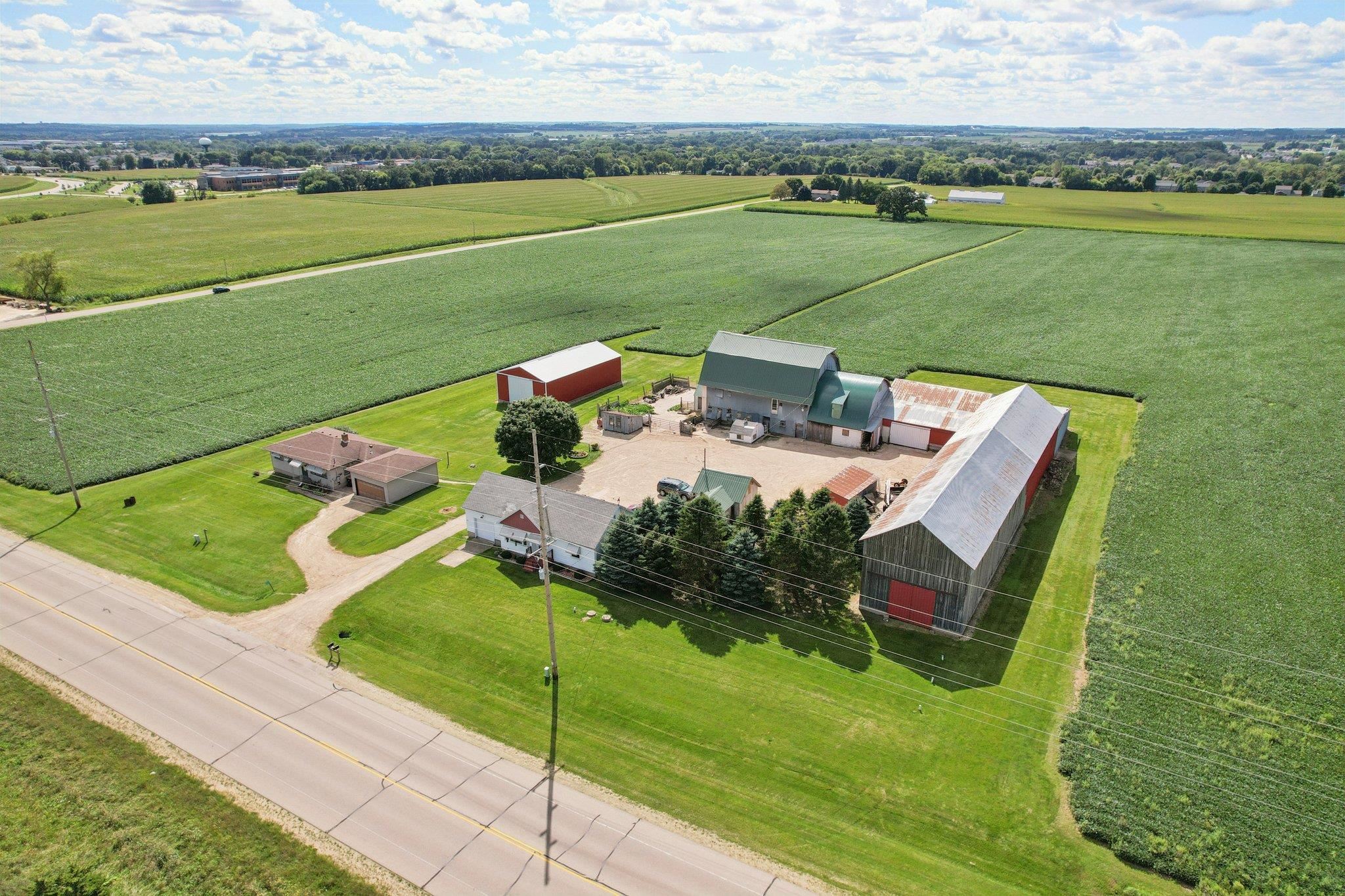6897 North Towne Road DeForest, WI 53532 - Photo 35 of 47