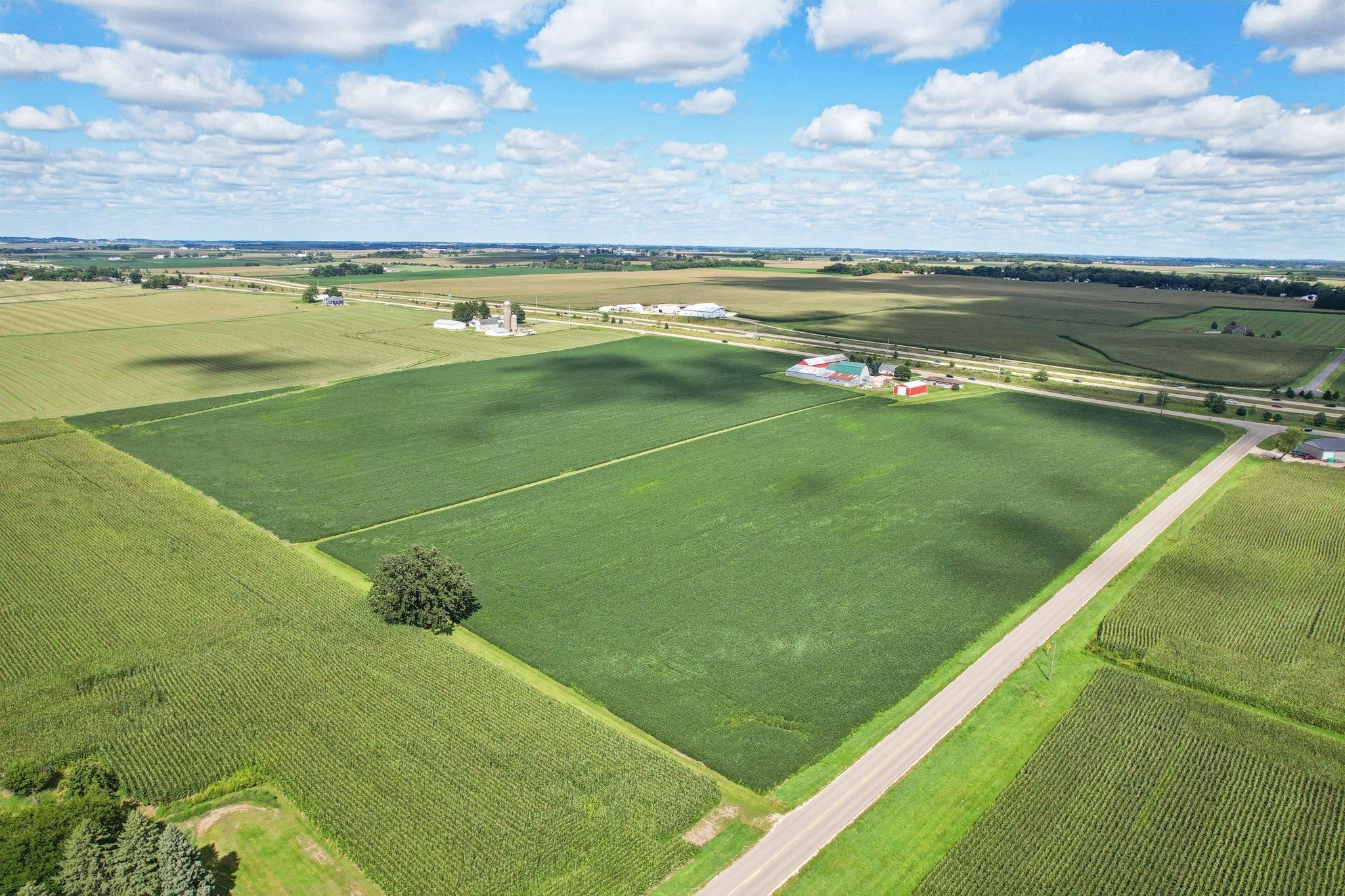 6897 North Towne Road DeForest, WI 53532 - Photo 40 of 47