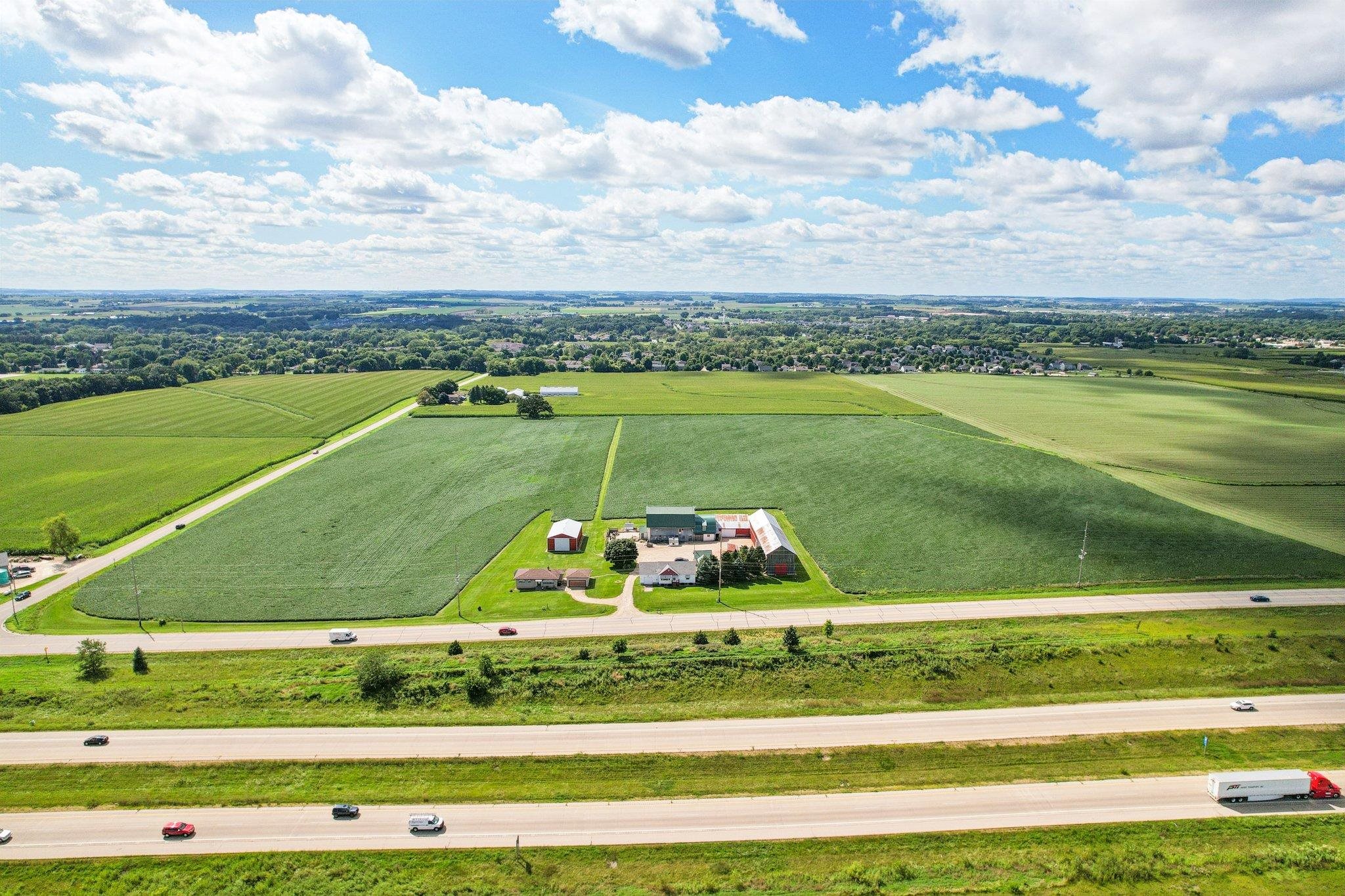 6897 North Towne Road DeForest, WI 53532 - Photo 7 of 47