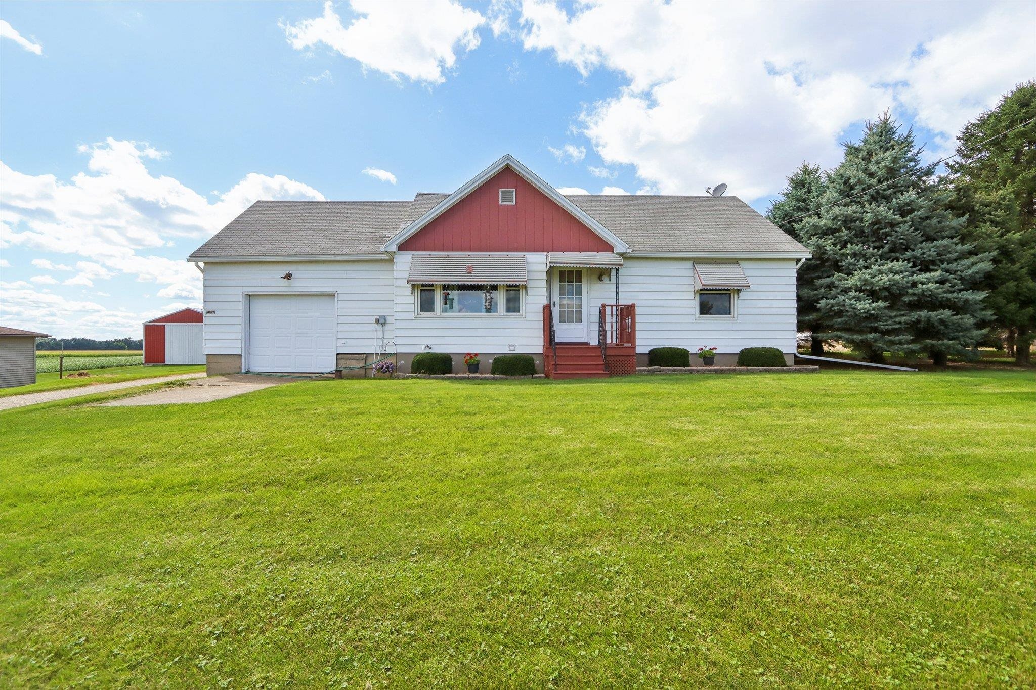 6897 North Towne Road DeForest, WI 53532 - Photo 8 of 47