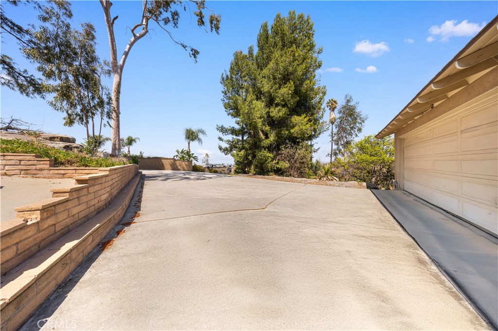 12257 Skywood Court Riverside, CA 92503 - Photo 12 of 47 Large parking for multiple vehicles