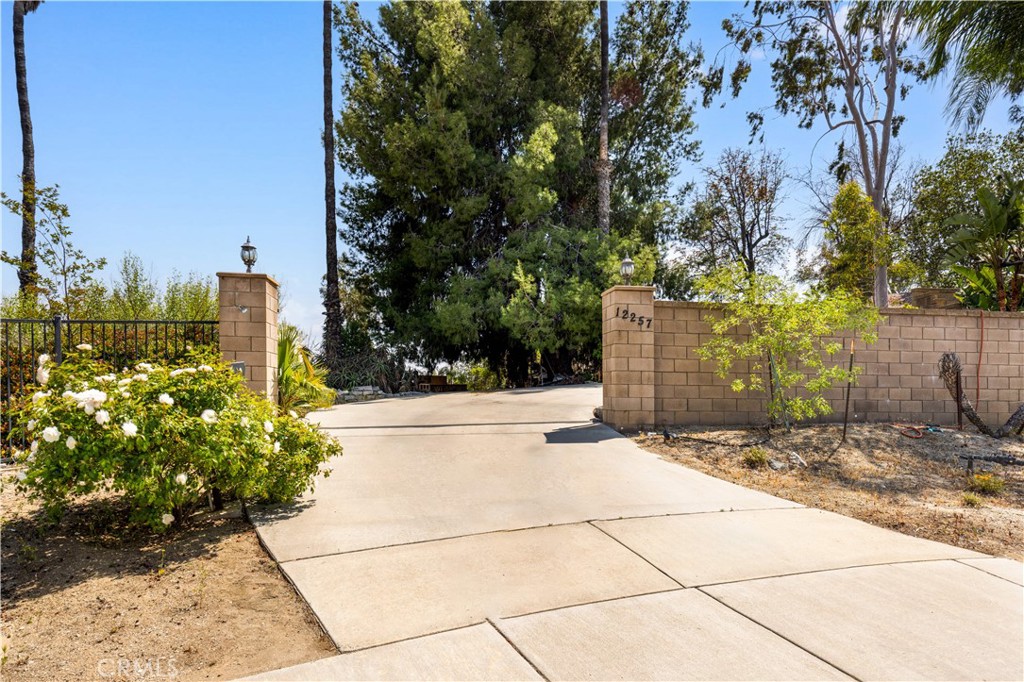 12257 Skywood Court Riverside, CA 92503 - Photo 14 of 47 Gated Entry to the property