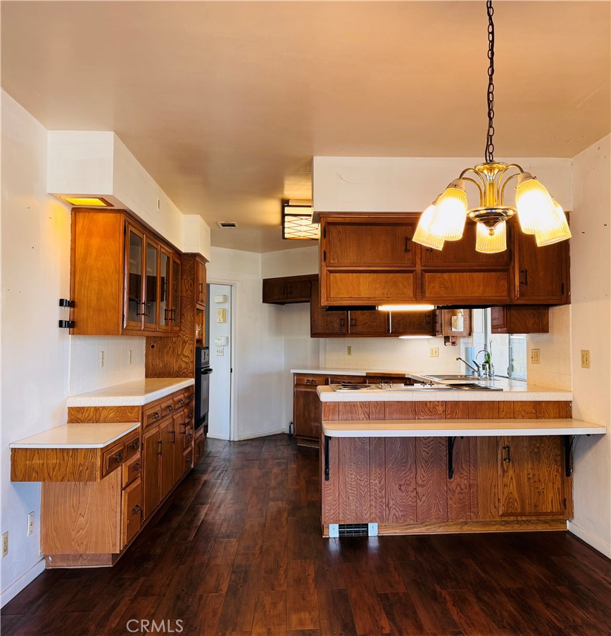 12257 Skywood Court Riverside, CA 92503 - Photo 31 of 47 Informal dining and kitchen