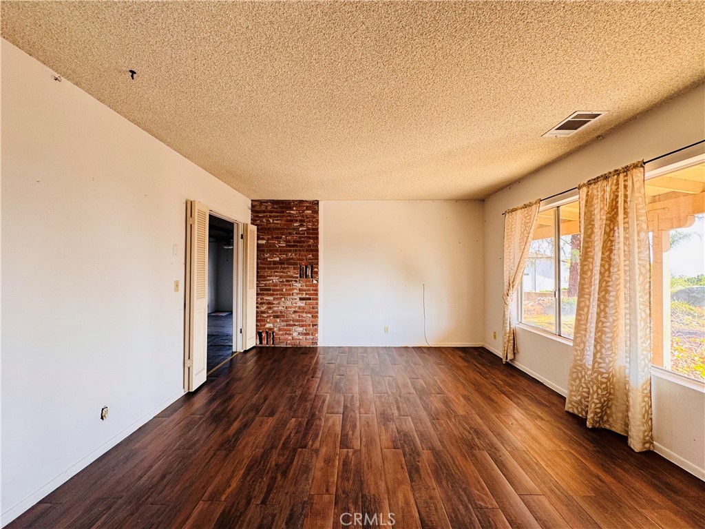 12257 Skywood Court Riverside, CA 92503 - Photo 36 of 47 Dining Room