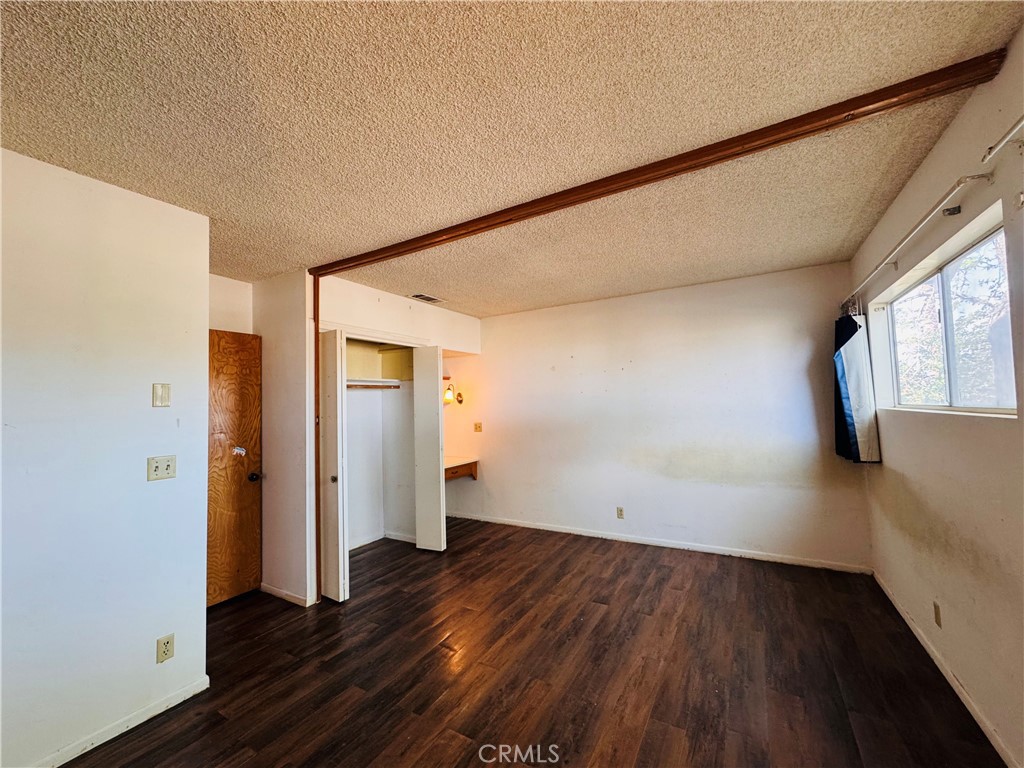 12257 Skywood Court Riverside, CA 92503 - Photo 42 of 47 Larger bedroom 3