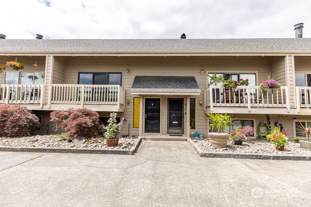 1310 River Road, Unit 10 Longview, WA 98632 - Photo 1 of 23 Gallery Image 1