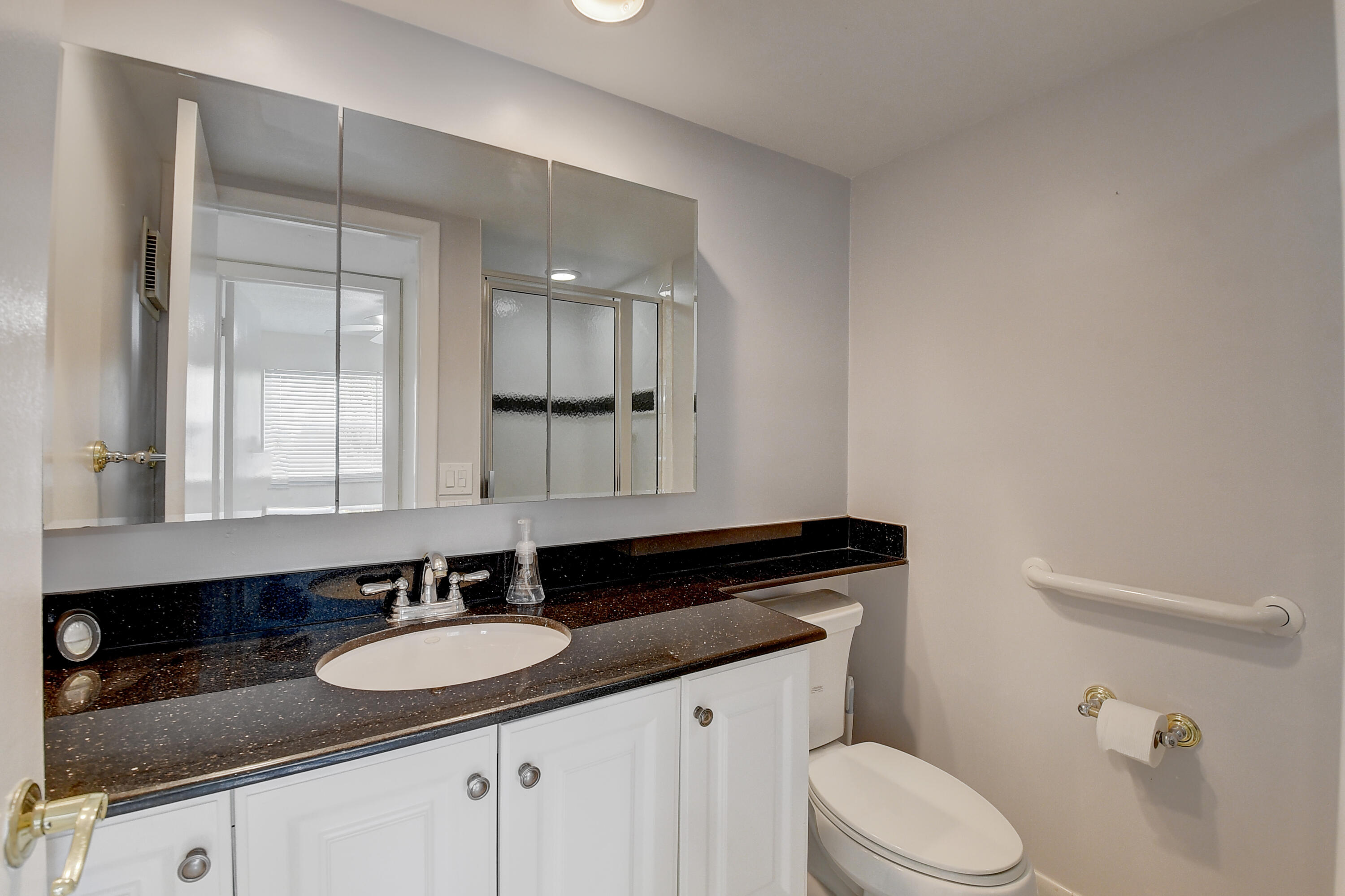 60 Normandy B Delray Beach, FL 33484 - Photo 11 of 60 15_2 (15)