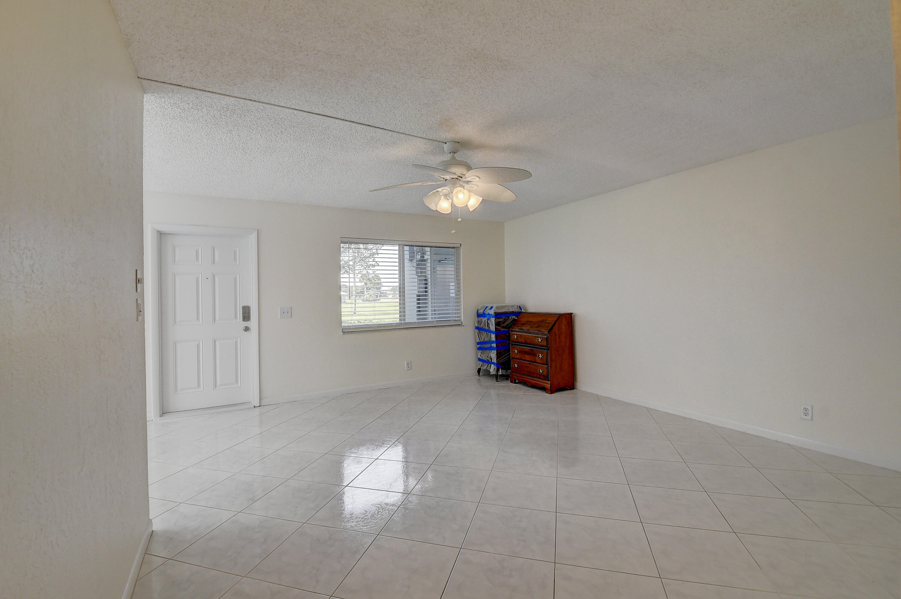 60 Normandy B Delray Beach, FL 33484 - Photo 5 of 60 05_2 (5)