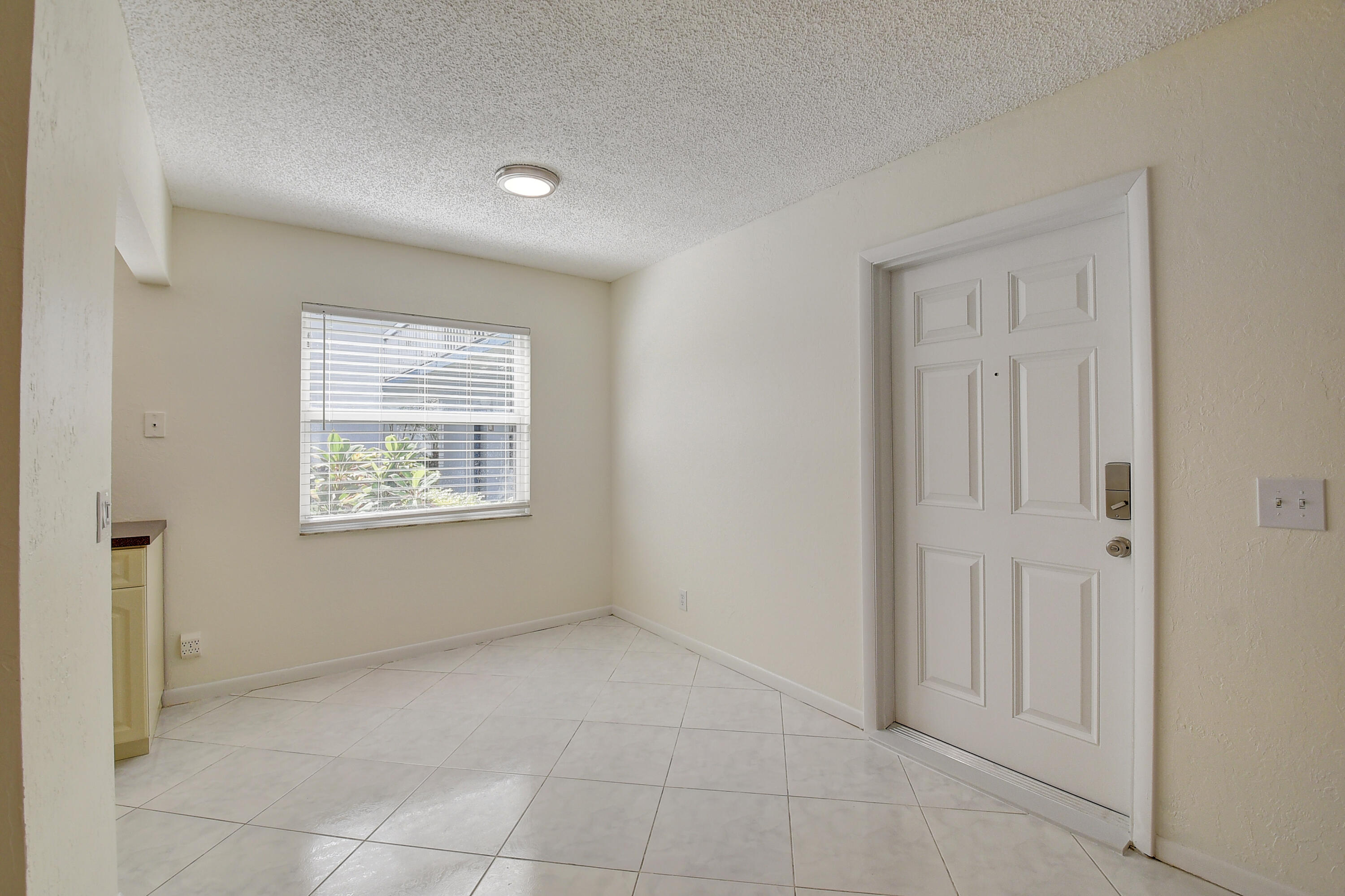 60 Normandy B Delray Beach, FL 33484 - Photo 6 of 60 07_2 (7)