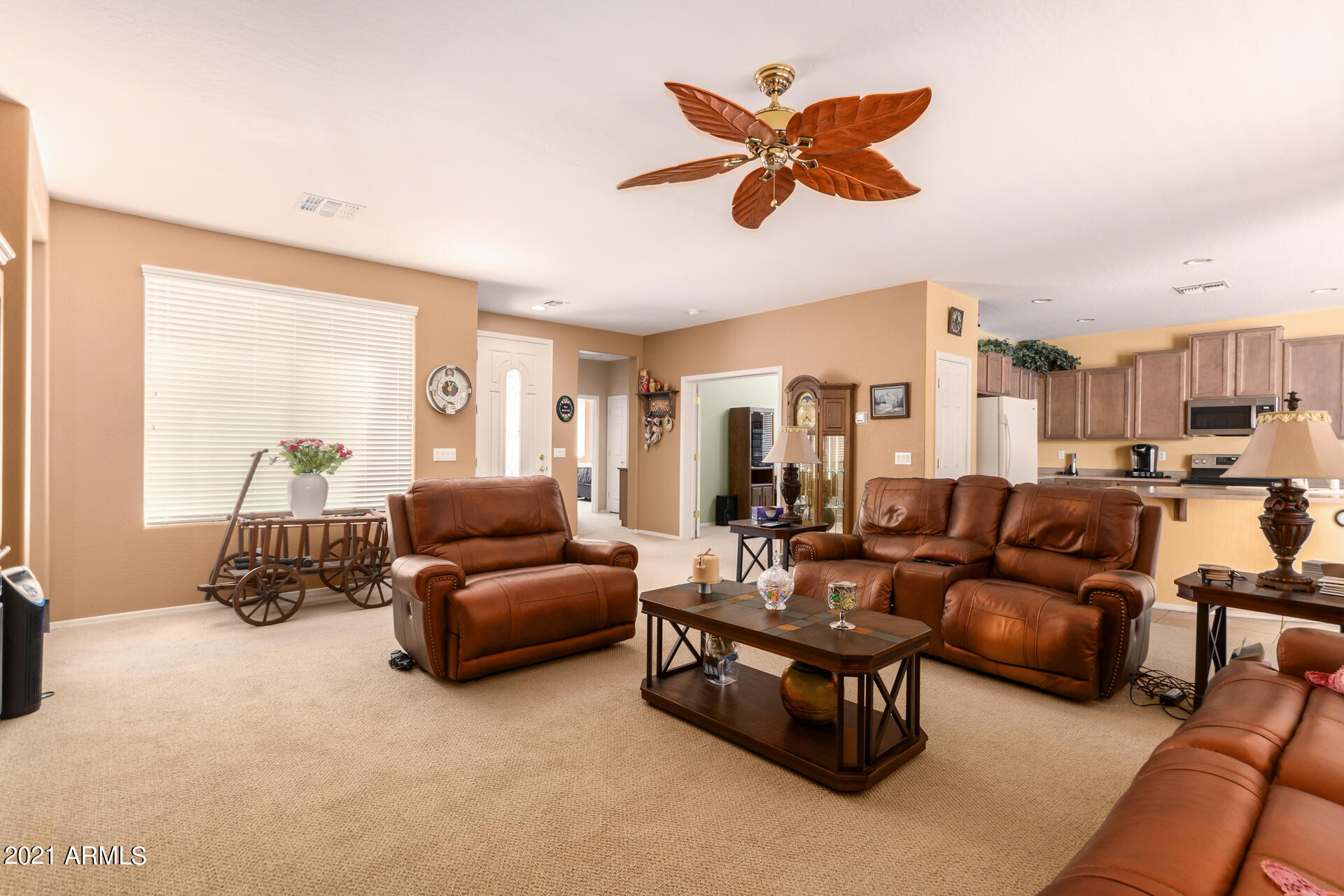 42594 Abbey Road Maricopa, AZ 85138 - Photo 7 of 37 07-Abbey