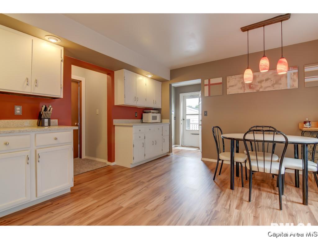 2124 North 16th Street Springfield, IL 62702 - Photo 8 of 29