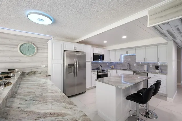 $399,990 | 339 Barcelona Drive, Unit 339, Bradenton, FL 34210