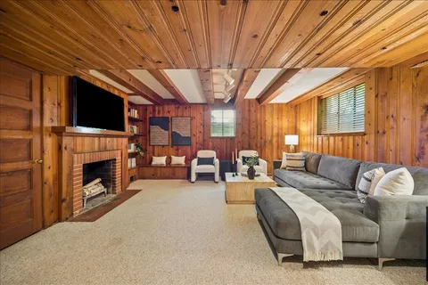 $1,650,000 | 1372 Sunview Lane, Winnetka, IL 60093