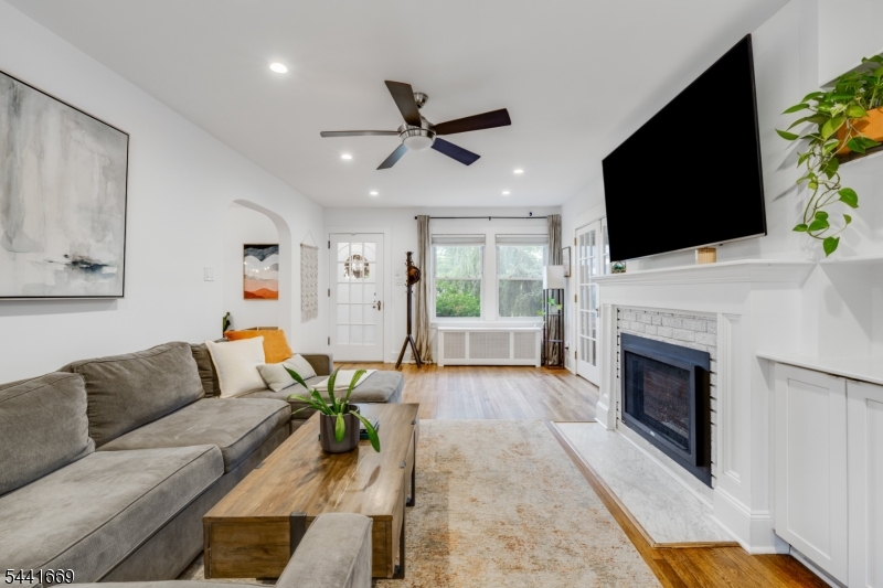 19 Buckingham Road West Orange, NJ 07052 - Photo 12 of 50