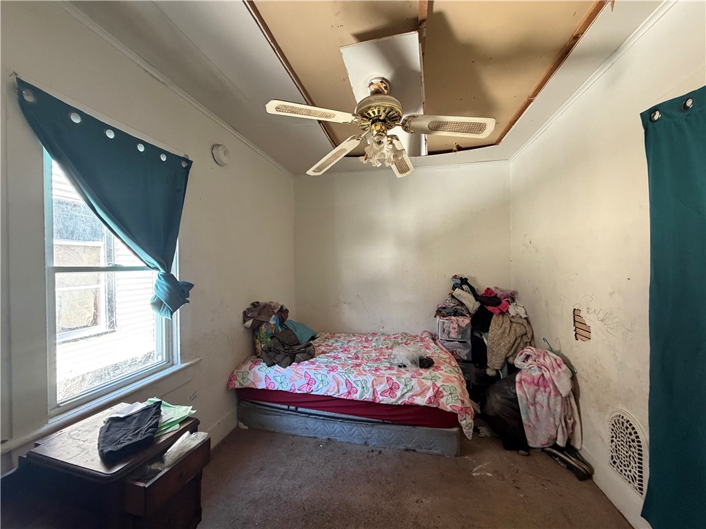 22 Dejonge Street Rochester, NY 14621 - Photo 4 of 10