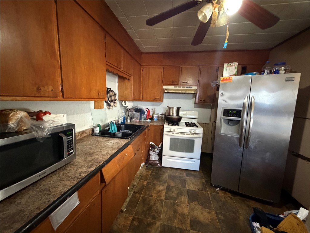 22 Dejonge Street Rochester, NY 14621 - Photo 5 of 10