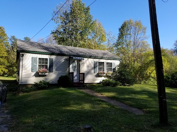 14 Wells Road Brookfield, MA 01506 - Photo 4 of 17 Gallery Image 4