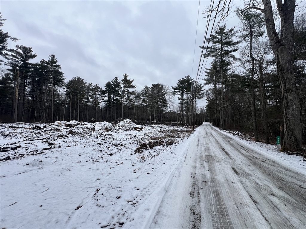 0 Cross Neck Road Marion, MA 02738 - Photo 2 of 2 a view of a backyard of snow