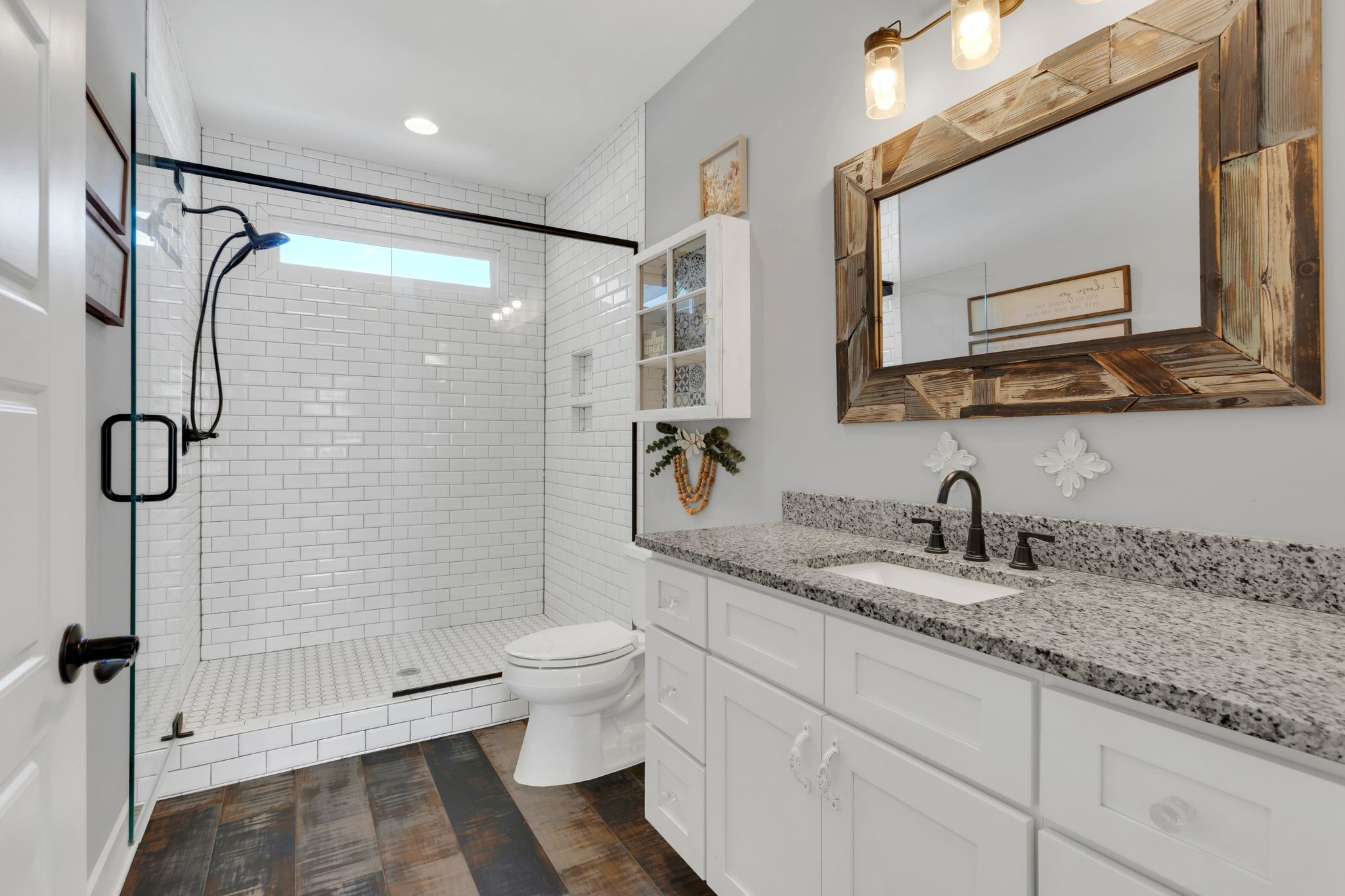 229 Pleasant View Road White Bluff, TN 37187 - Photo 14 of 38