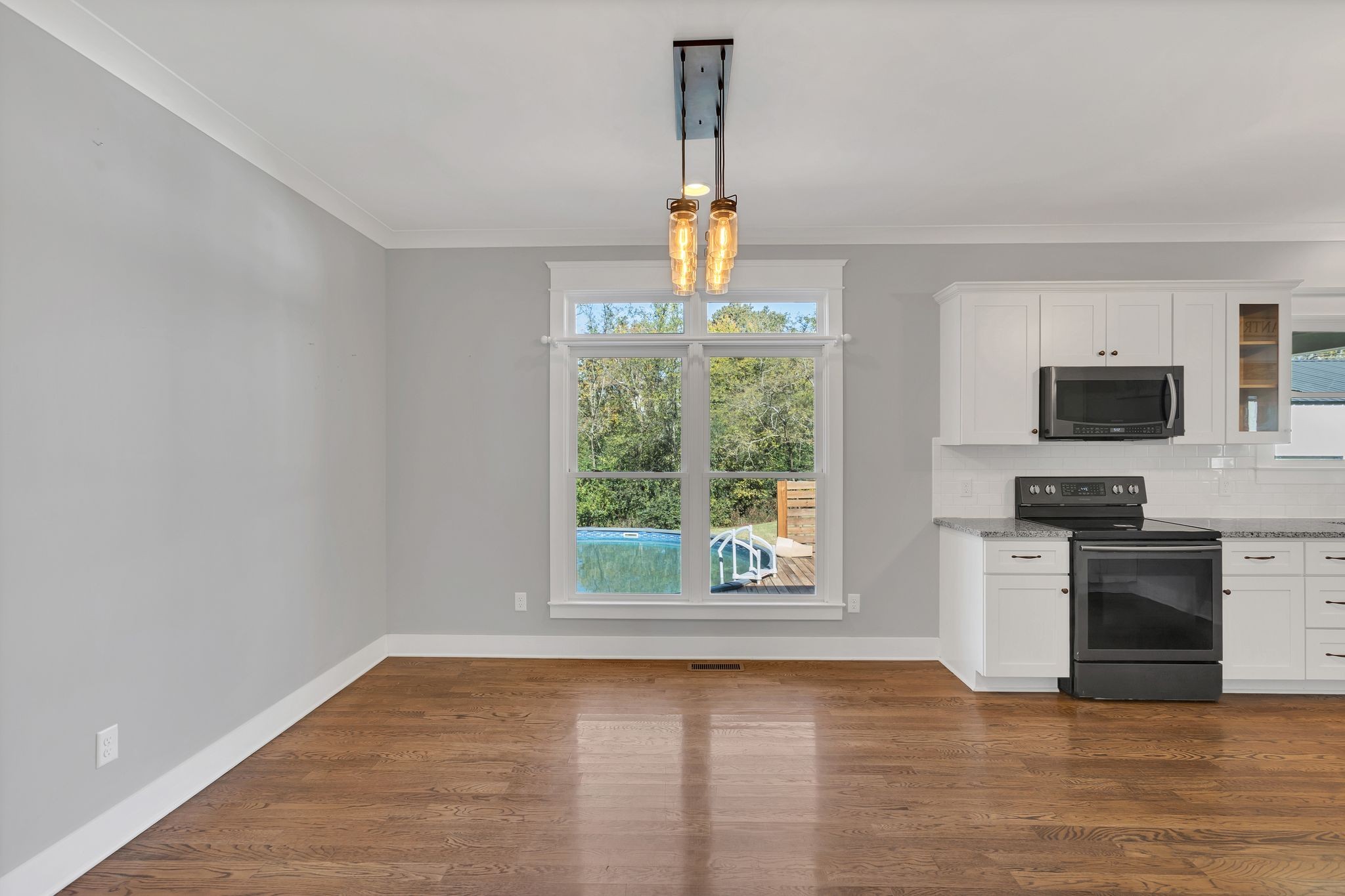 229 Pleasant View Road White Bluff, TN 37187 - Photo 15 of 38