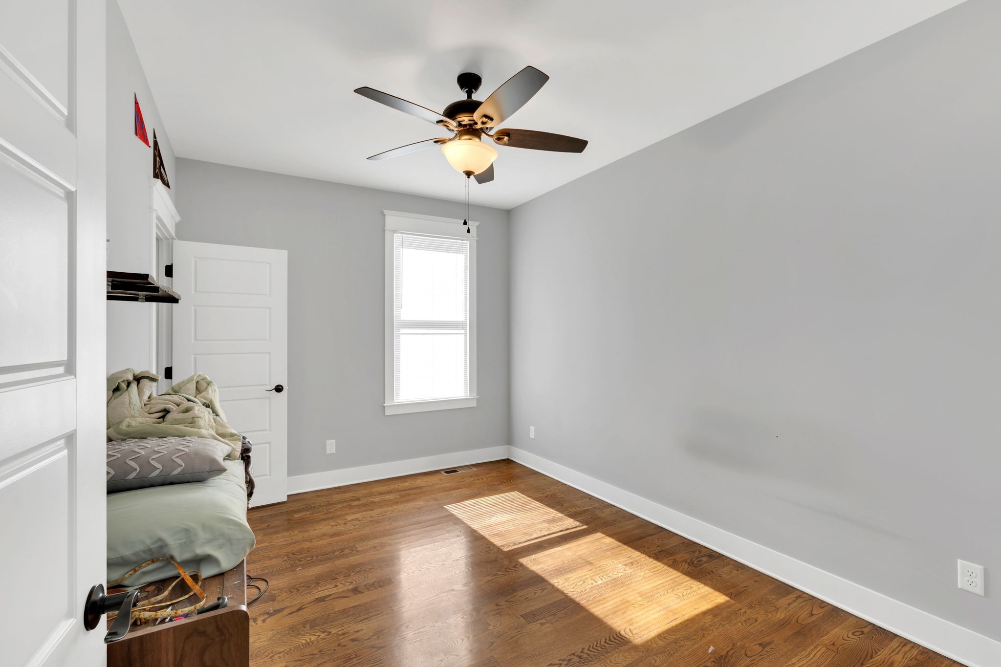 229 Pleasant View Road White Bluff, TN 37187 - Photo 28 of 38 a view of livingroom with hardwood floor and a ceiling fan
