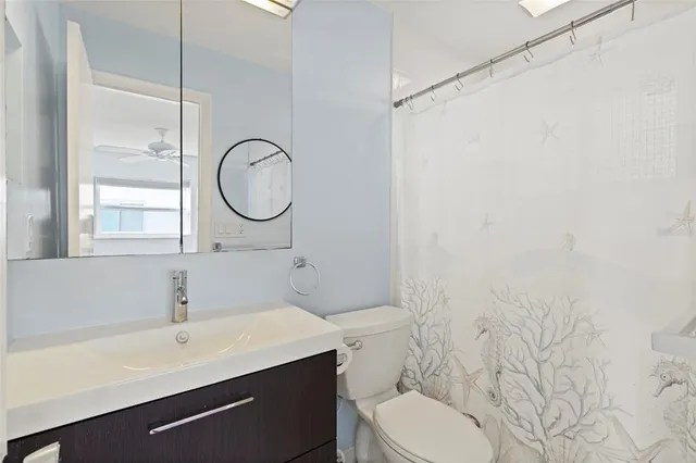 $299,999 | 9785 Mainlands Boulevard West, Unit 1B, Pinellas Park, FL 33782