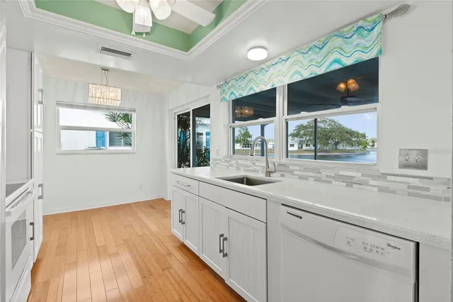 $299,999 | 9785 Mainlands Boulevard West, Unit 1B, Pinellas Park, FL 33782