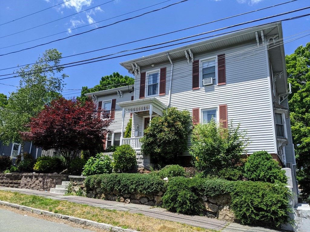 9 Byron Street Wakefield, MA 01880 - Photo 1 of 42 front view of a house