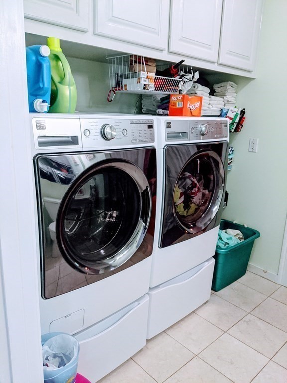 9 Byron Street Wakefield, MA 01880 - Photo 25 of 42 a utility room with dryer and washer