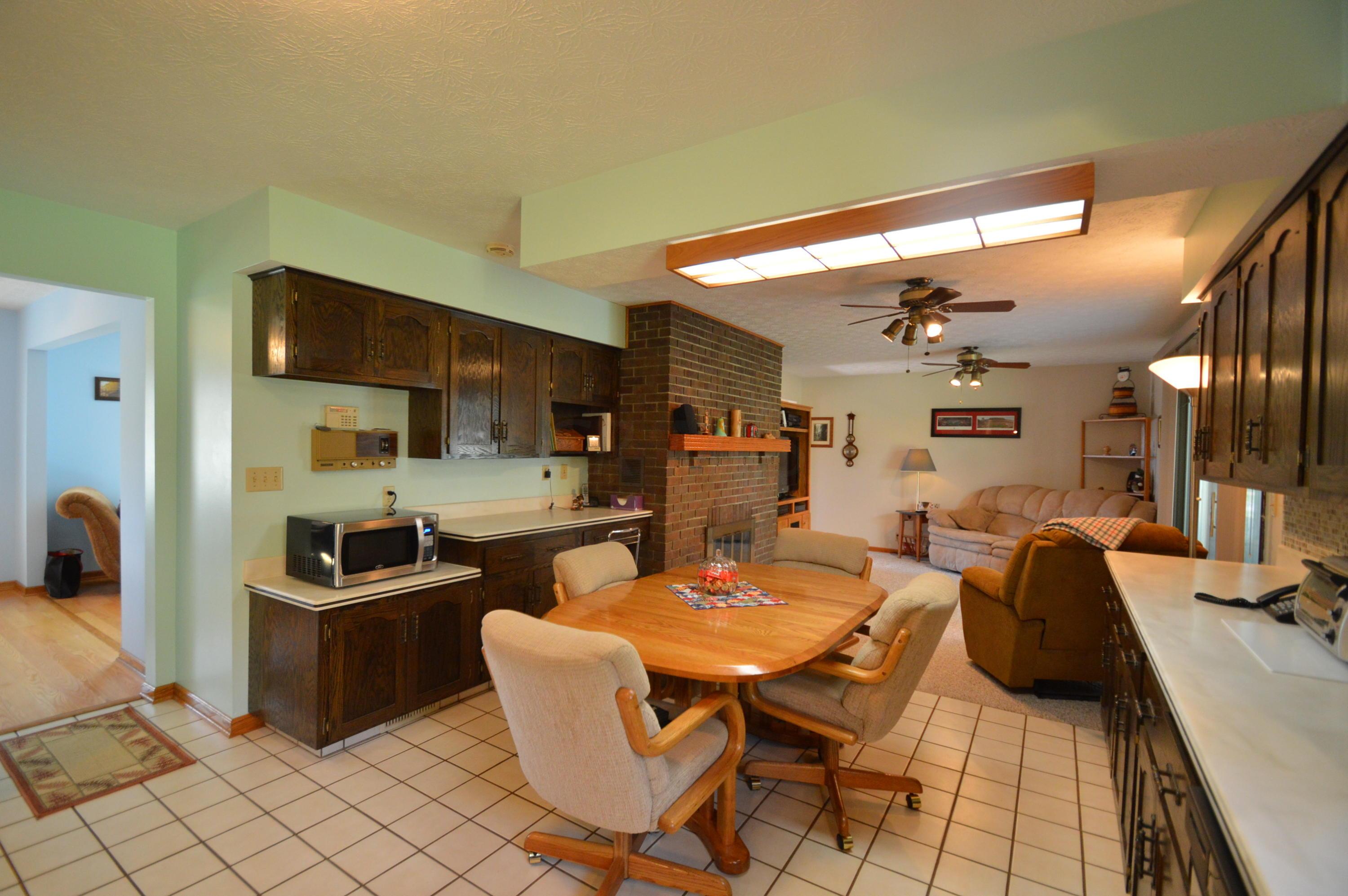9018 Roberts Road Galloway, OH 43119 - Photo 11 of 36 Gallery Image 11