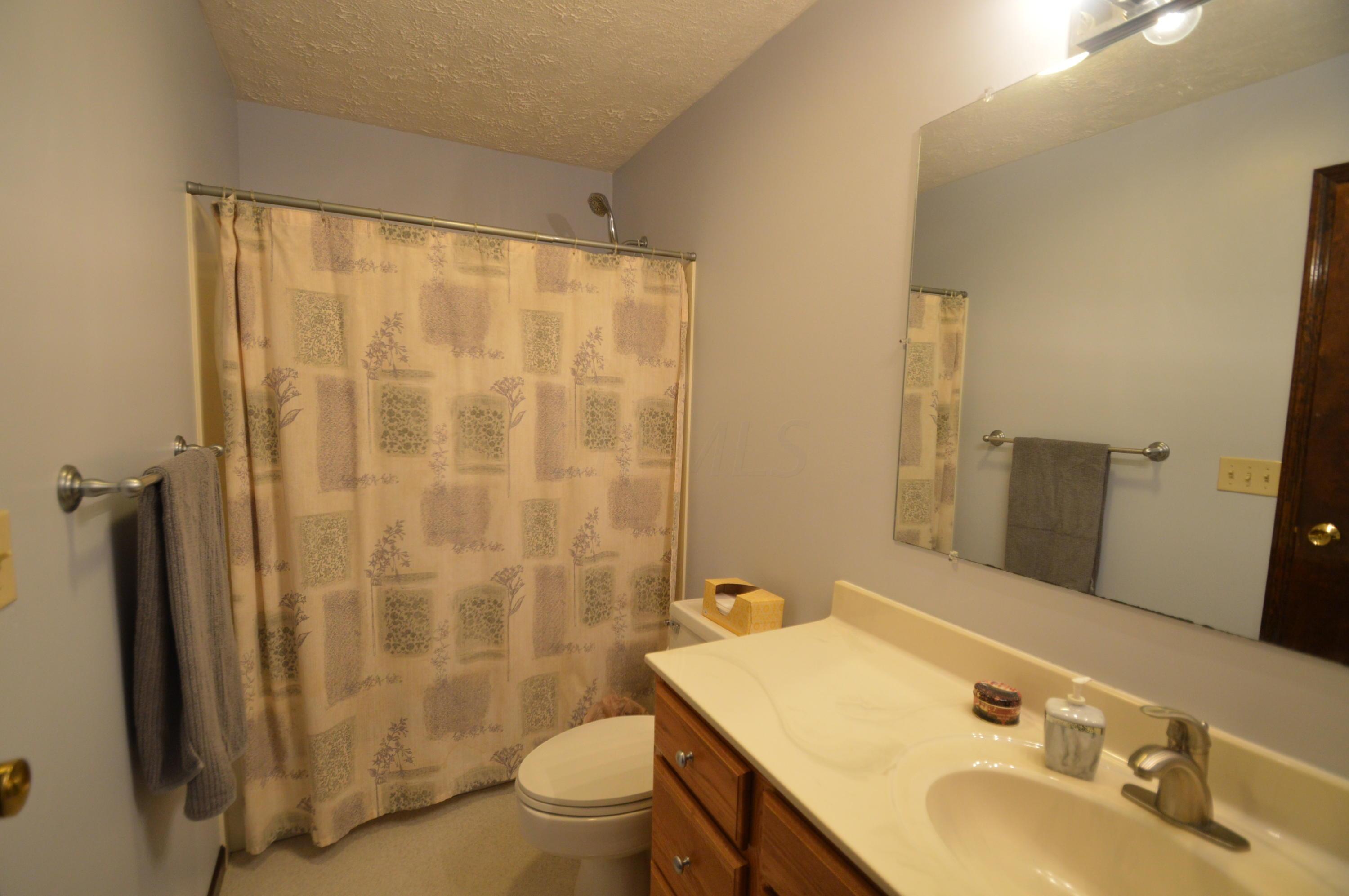 9018 Roberts Road Galloway, OH 43119 - Photo 14 of 36 Gallery Image 14