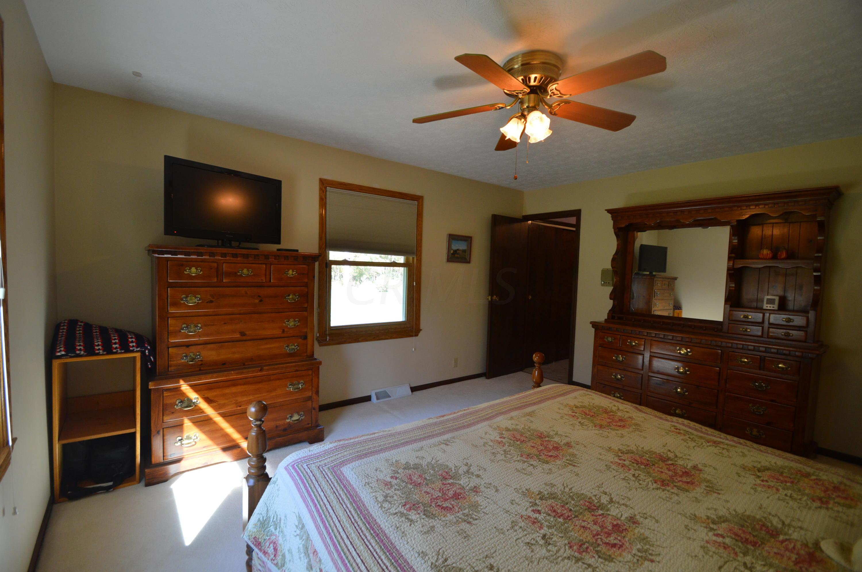 9018 Roberts Road Galloway, OH 43119 - Photo 21 of 36 Gallery Image 21