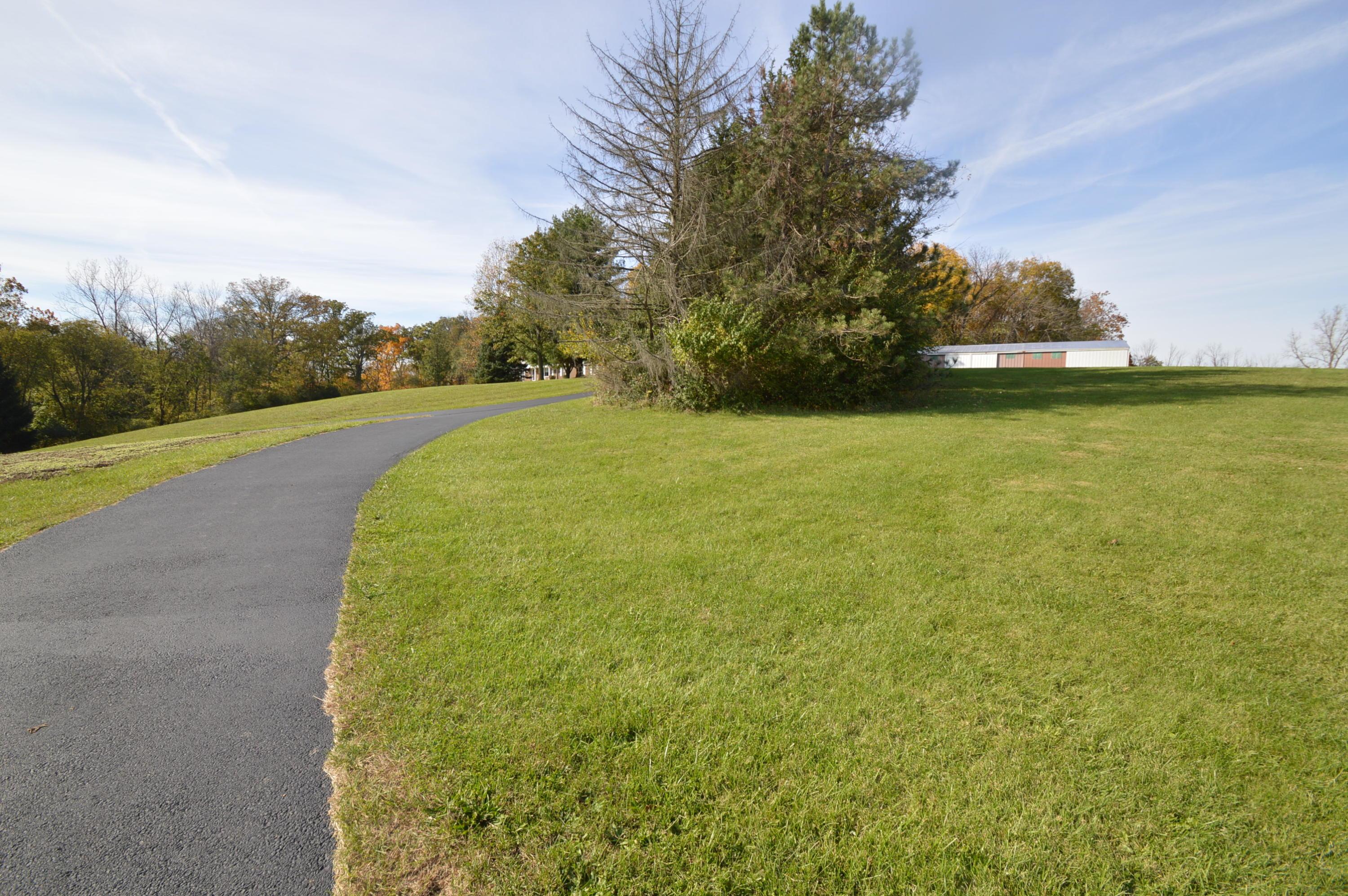 9018 Roberts Road Galloway, OH 43119 - Photo 34 of 36 Gallery Image 34