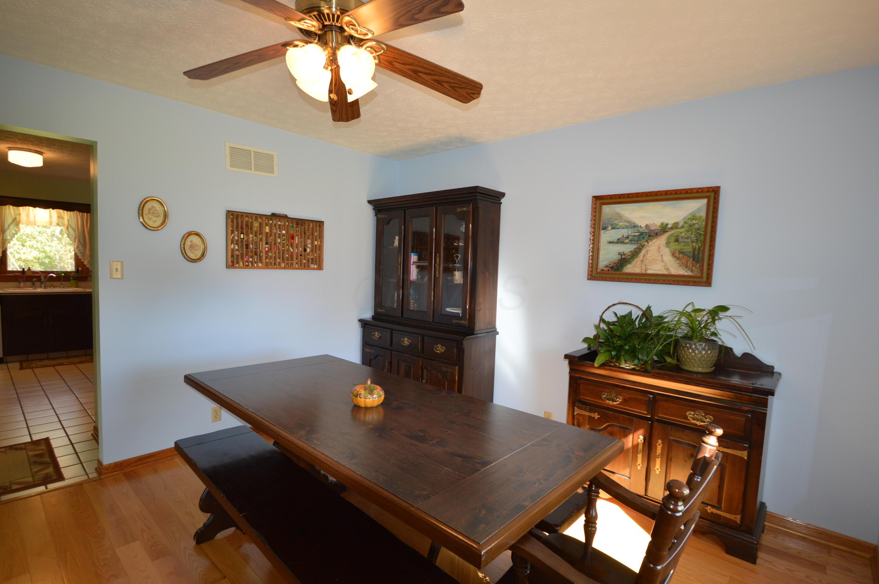 9018 Roberts Road Galloway, OH 43119 - Photo 6 of 36 Gallery Image 6