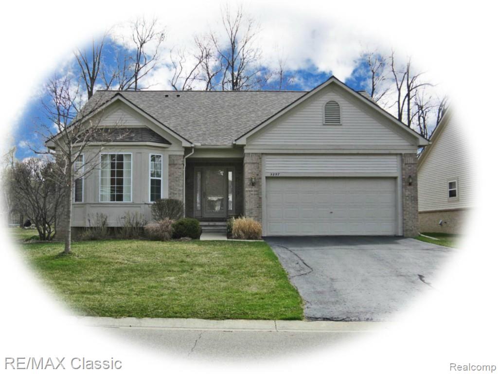 5297 Simpson Lake Road, Unit 80 West Bloomfield, MI 48323 - Photo 1 of 18 Simpson exterior.jpg