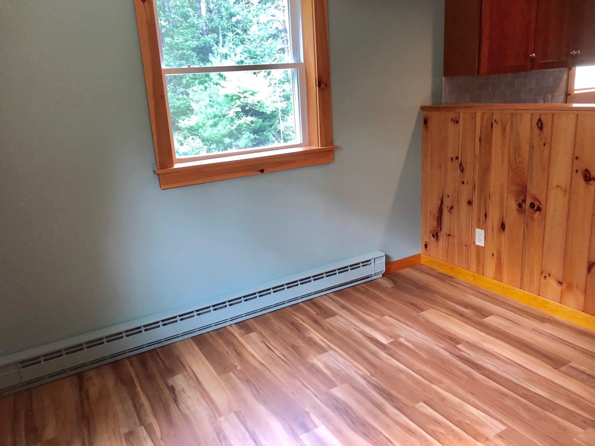 24 Ledges Road Bass Harbor, ME 04653 - Photo 23 of 61 Dining area
