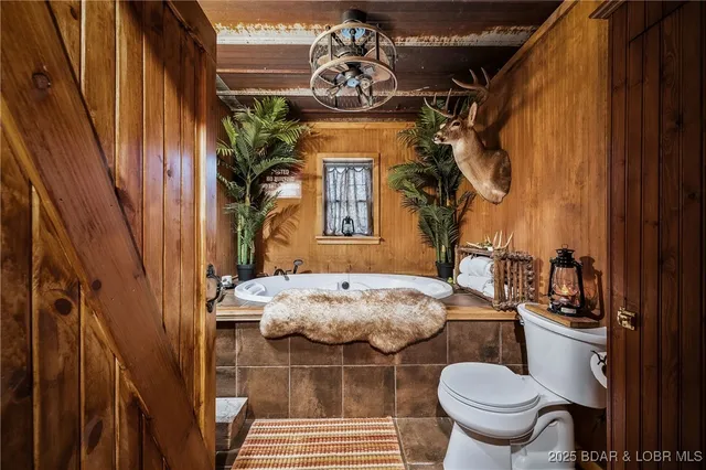 $2,000,000 | 129 Vaughan Road, Eldon, MO 65026