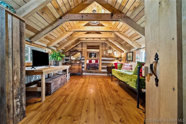 $2,000,000 | 129 Vaughan Road, Eldon, MO 65026