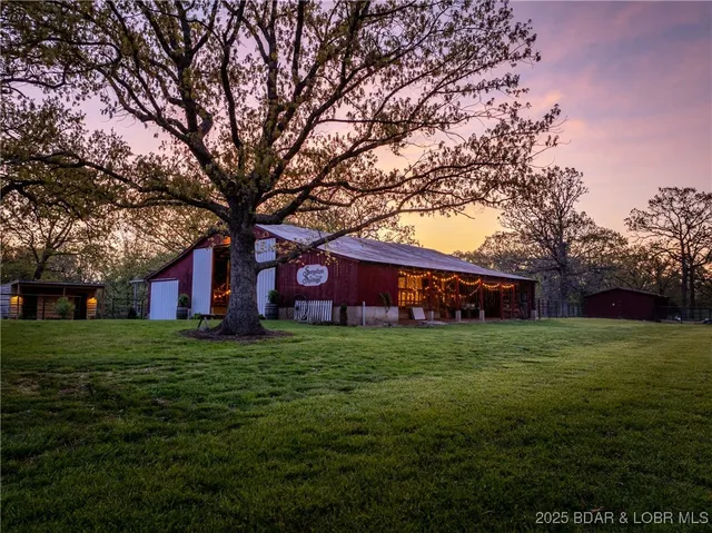 $2,000,000 | 129 Vaughan Road, Eldon, MO 65026