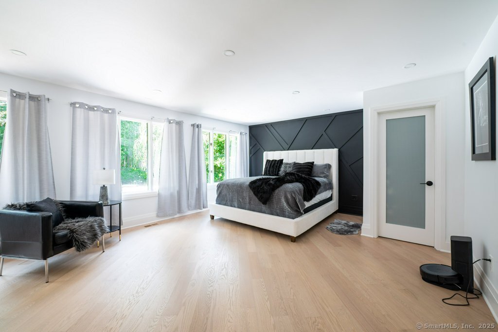 78 Blue Hills Road North Haven, CT 06473 - Photo 13 of 40