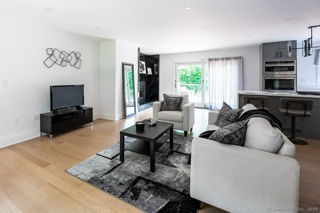 78 Blue Hills Road North Haven, CT 06473 - Photo 18 of 40