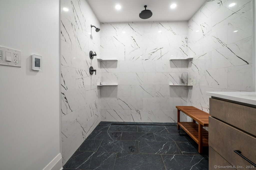 78 Blue Hills Road North Haven, CT 06473 - Photo 25 of 40