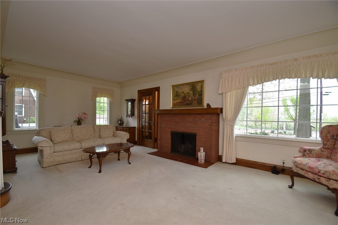 1209 East Schaaf Road Independence, OH 44131 - Photo 4 of 31 Gallery Image 4