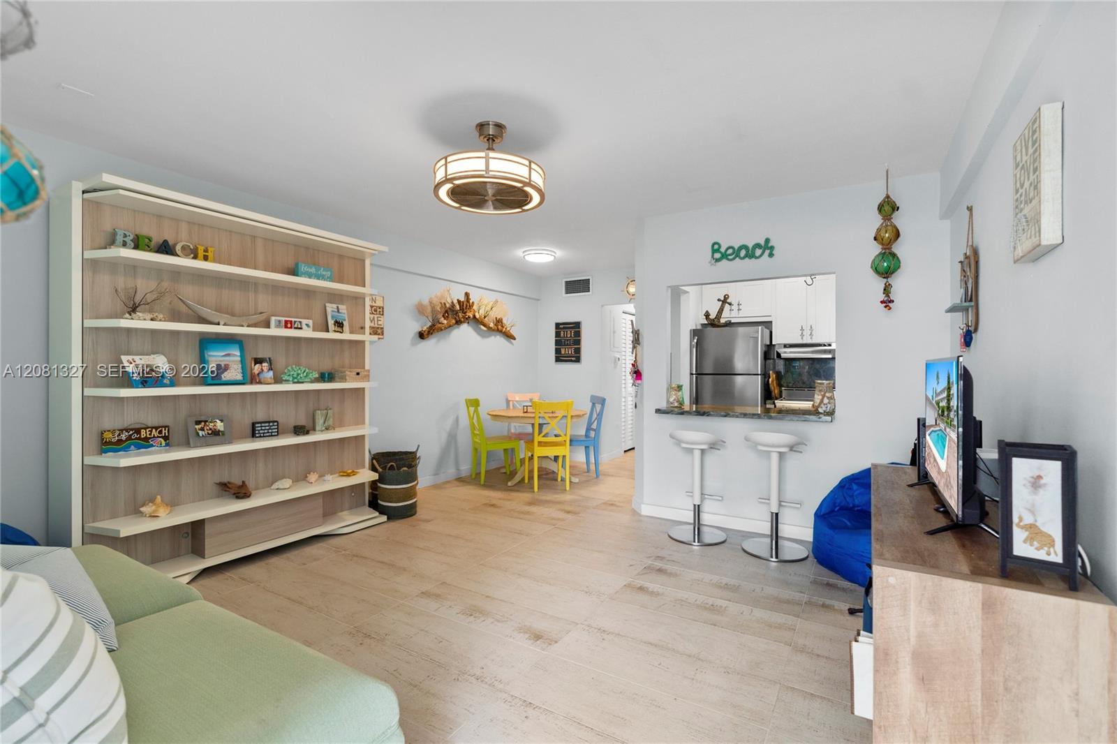 1801 South Surf Road, Unit 1E Hollywood, FL 33019 - Photo 12 of 30 Queen-size murphy bed