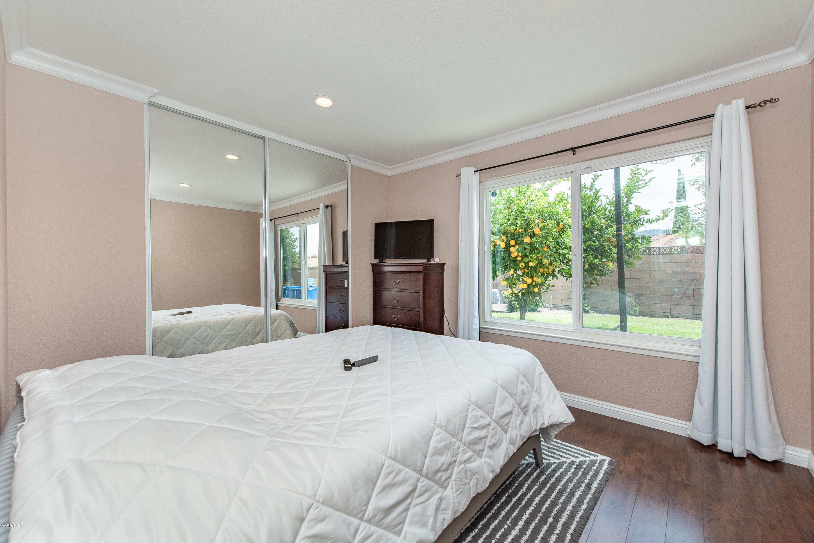 5856 Cochran Street Simi Valley, CA 93063 - Photo 17 of 35 5856 Cochran St Simi Valley
