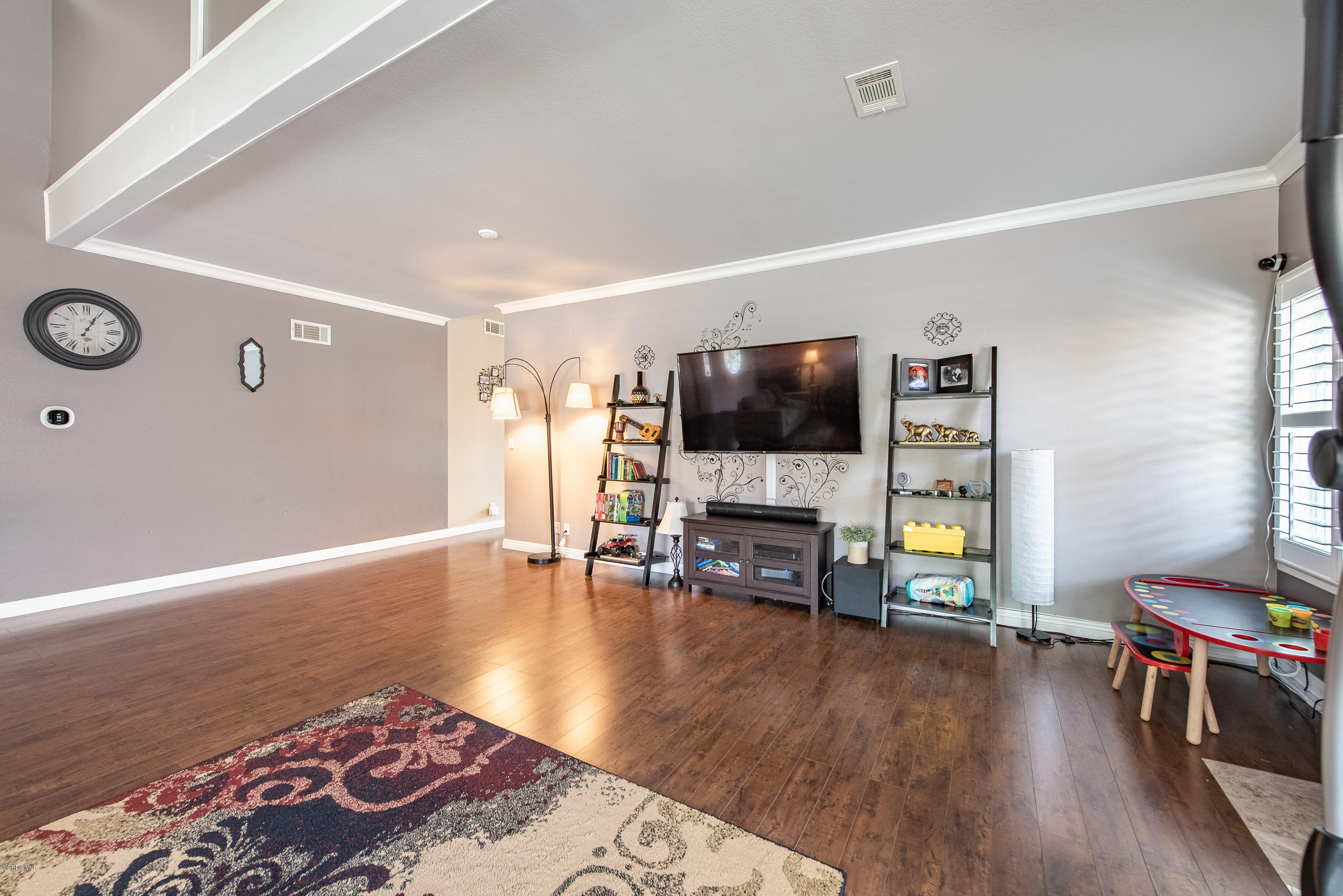 5856 Cochran Street Simi Valley, CA 93063 - Photo 6 of 35 5856 Cochran St Simi Valley